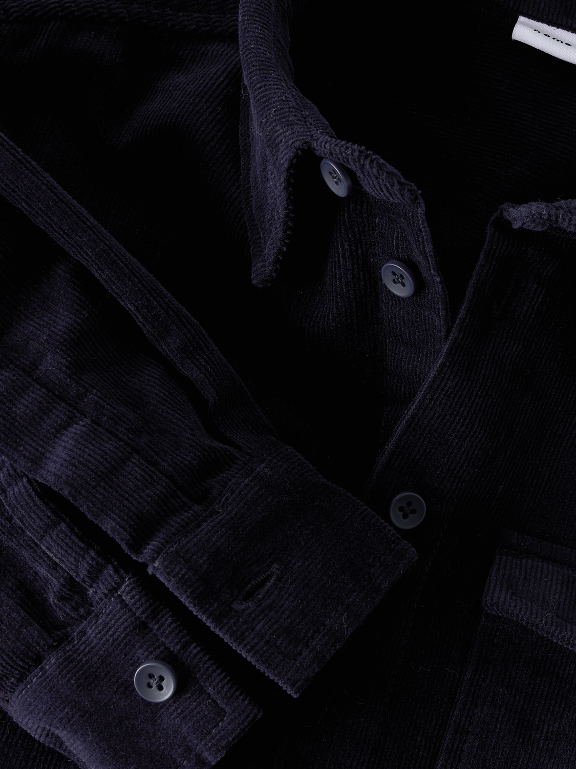 model_shot-front_full